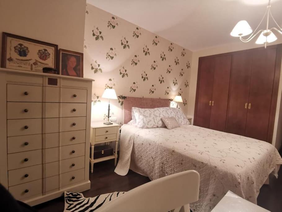 Estancia Con Jardin Entre Golf Y Monte - Cerca Logrono Sojuela Exteriér fotografie