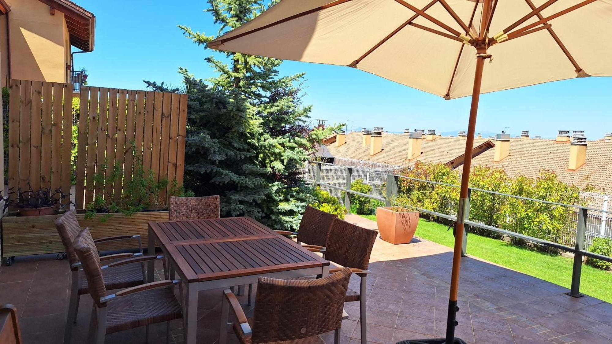 Estancia Con Jardin Entre Golf Y Monte - Cerca Logrono Sojuela Exteriér fotografie